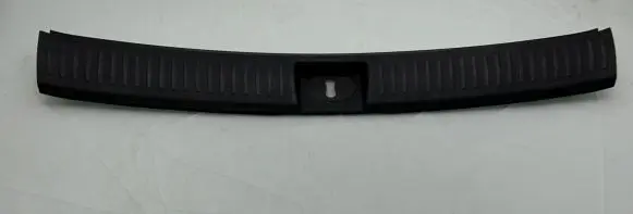 KIA Sorento Trunk/boot sill cover protection 85770C5000