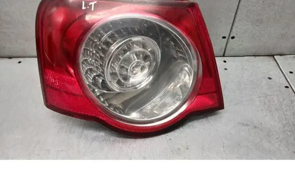 Volkswagen PASSAT B6 Rear/tail lights