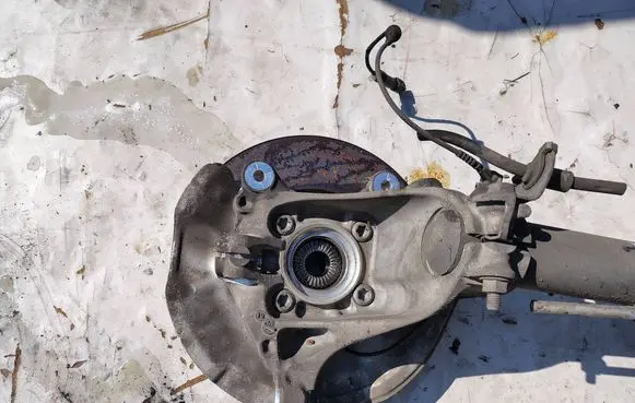 BMW X2 F39 Front wheel hub spindle knuckle