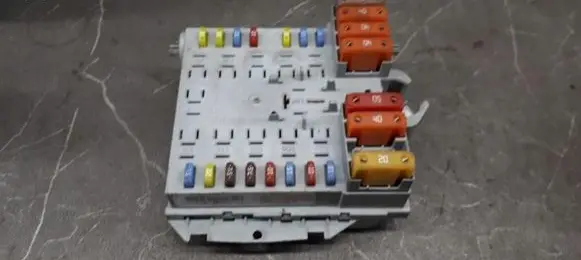 Alfa Romeo 159 Fuse box set 50504455