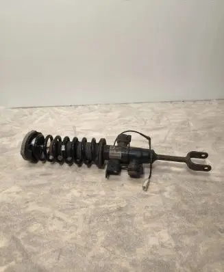 BMW 7 F01 F02 F03 F04 Front shock absorber with coil spring 6796926 10541310