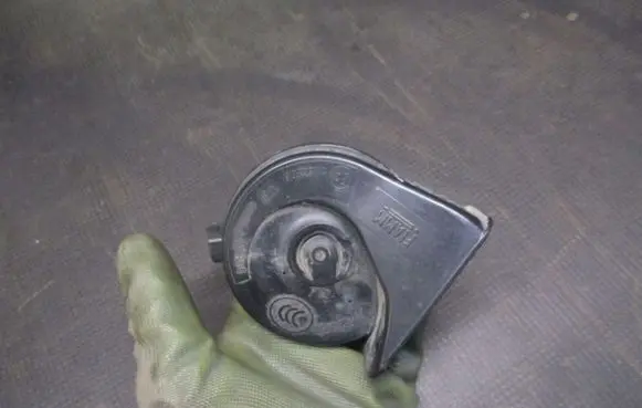 Volkswagen PASSAT CC Horn signal