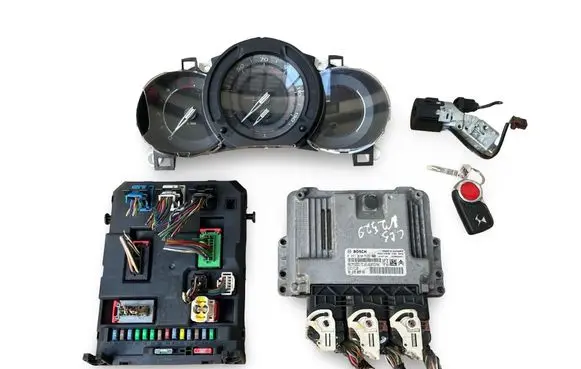 Citroen DS3 Engine ECU kit and lock set 0281030546 9807885980