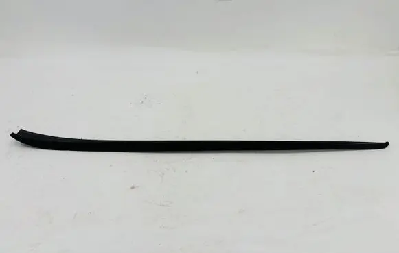 Volkswagen PASSAT B8 Windshield trim 3G0854327