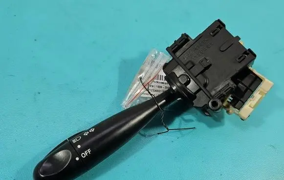 Toyota Yaris Headlight wiper switch 1736482 IMPRK1536954