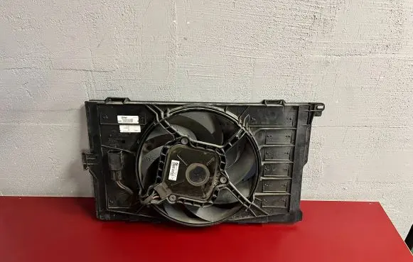 BMW i3 Electric radiator cooling fan 7646080 7639220 17427646080
