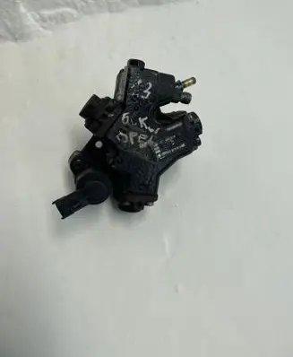Opel Astra H Fuel injection high pressure pump 0445010157 0055206489