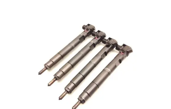 Mercedes-Benz E W212 Fuel injectors set A6510704987 28342997