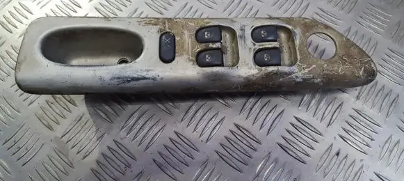Renault Espace III Front door window switch trim 7700876394 7701707966
