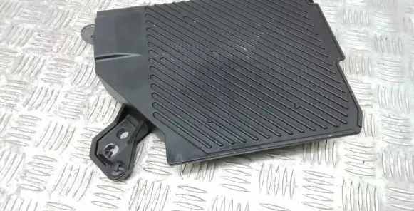 Volvo S90, V90 Sound amplifier 31456899 31456885