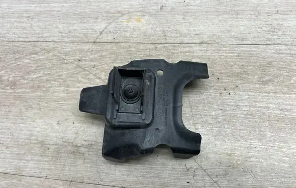 Porsche Cayenne (92A) Front bumper mounting bracket 7P5807879 95850587900