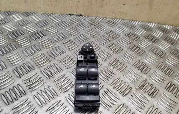 BMW X5 E70 Electric window control switch 9122120