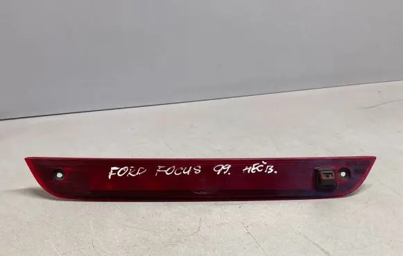 Ford Focus Third/center stoplight XS4113A613AK