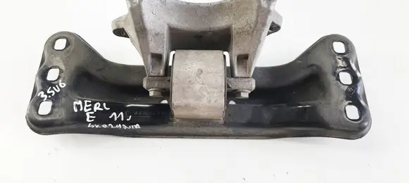 Mercedes-Benz E W212 Gearbox mount A212242140100 A2122421401