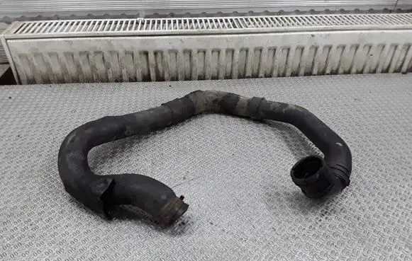 Volkswagen Touran I Engine coolant pipe/hose 1K0122291L
