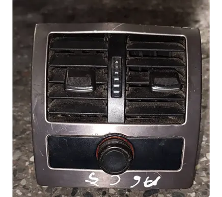 Audi A6 S6 C5 4B Rear air vent grill 4b0815743