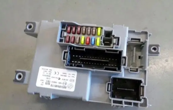 Opel Combo D Fuse box set