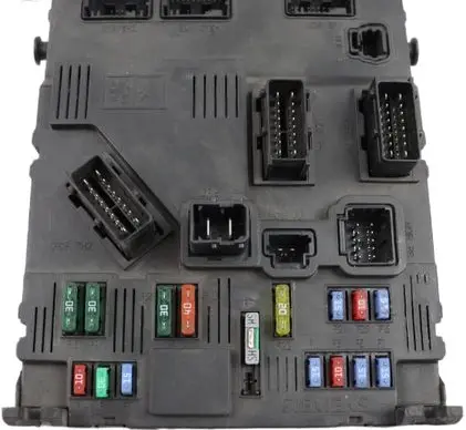 Peugeot 206 Fuse module 9652474780 S118085220D BSIE0200