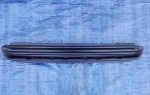 Peugeot 308 Front bumper lower grill