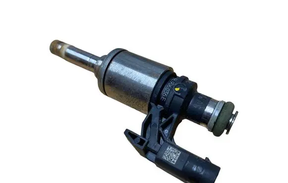 Audi A3 S3 8V Fuel injector 04E906036E 500248