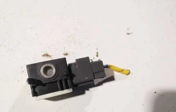 Hyundai Santa Fe Airbag deployment crash/impact sensor 959202b000