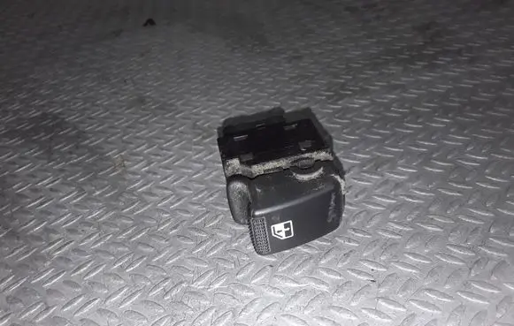 KIA Carens I Electric window control switch