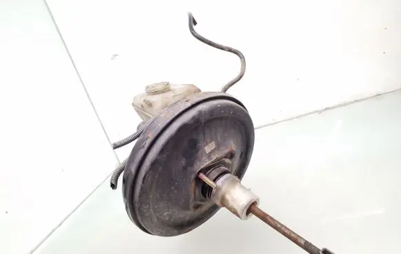 Opel Zafira A Brake booster 90498034