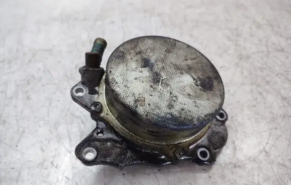 Volkswagen Amarok Vacuum pump 2645603