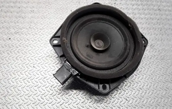 Mitsubishi Colt CZ3 Front door speaker EAS13P17A6