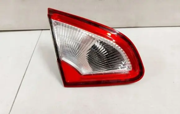 Nissan Qashqai Rear/tail lights B26555BR01A