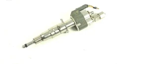 BMW 1 E81 E87 Fuel injector 7589048 1353758904811