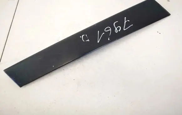 Audi A4 S4 B5 8D Front door glass trim molding 8d9853378b