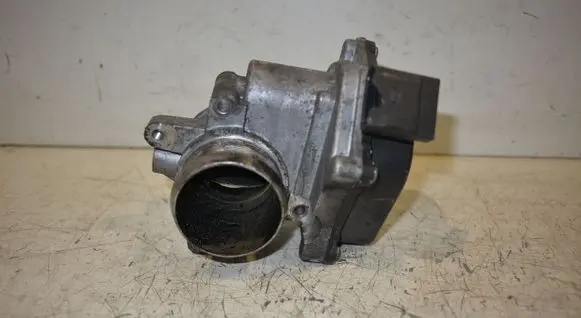 Volkswagen Touran II Throttle valve 03L128063AD