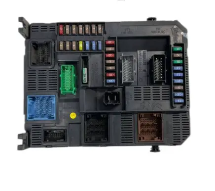 Peugeot 301 BSM Control unit 9678355880 20121004 E1066961