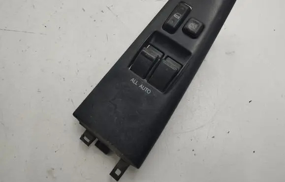 Toyota Corolla E120 E130 Electric window control switch 7423202290