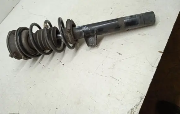 BMW 3 E92 E93 Front shock absorber with coil spring 6780080