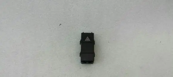 Mercedes-Benz E W212 Hazard light switch A2128207810