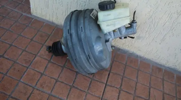 Mercedes-Benz E W210 Brake booster A0044306330