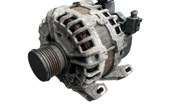 Volvo V60 Generator/alternator 30659131 C83HC 0125811005