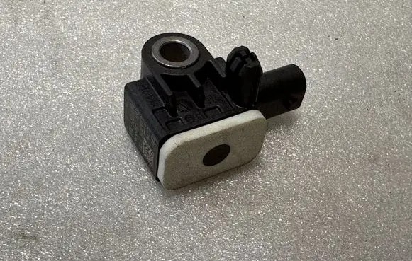 Porsche Cayenne (92A) Airbag deployment crash/impact sensor 2H0959351