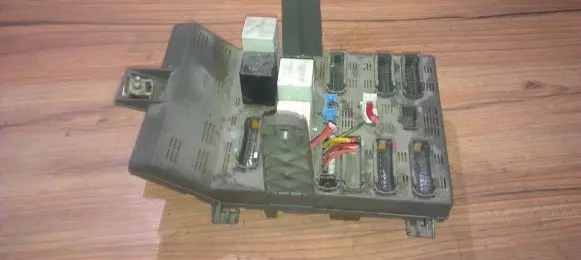 Fuse box set