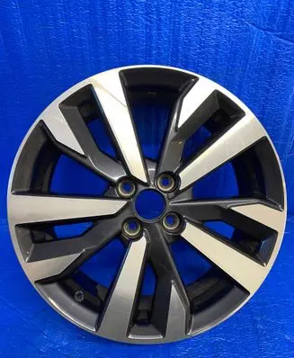 R17 alloy rim