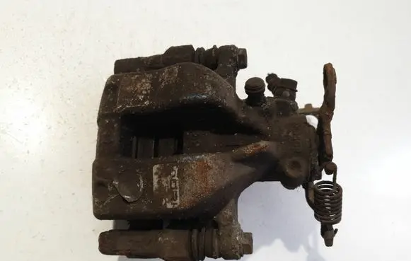Toyota Avensis T270 Rear brake caliper
