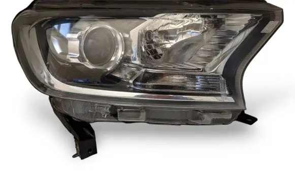 Ford Ranger Headlight/headlamp EB3B13W029 2348338