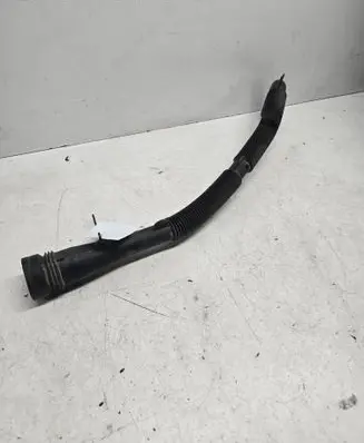 Opel Omega B2 Air intake hose/pipe 90460462