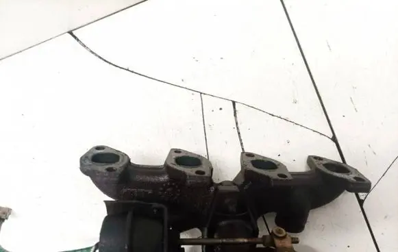 Renault Megane III Exhaust manifold 8200874116