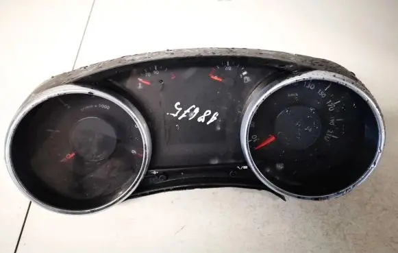 Peugeot 5008 Speedometer (instrument cluster) 9666174980 69189-230u