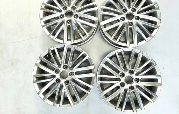 R16 alloy rim