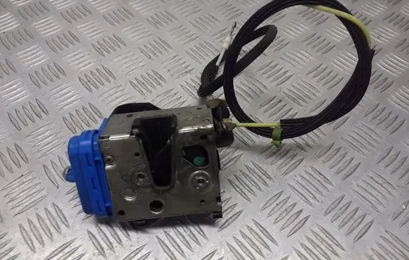 Audi A4 S4 B6 8E 8H Rear door lock 4A0839015H