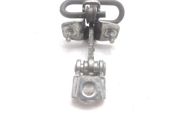 Opel Vectra C Rear door check strap stopper